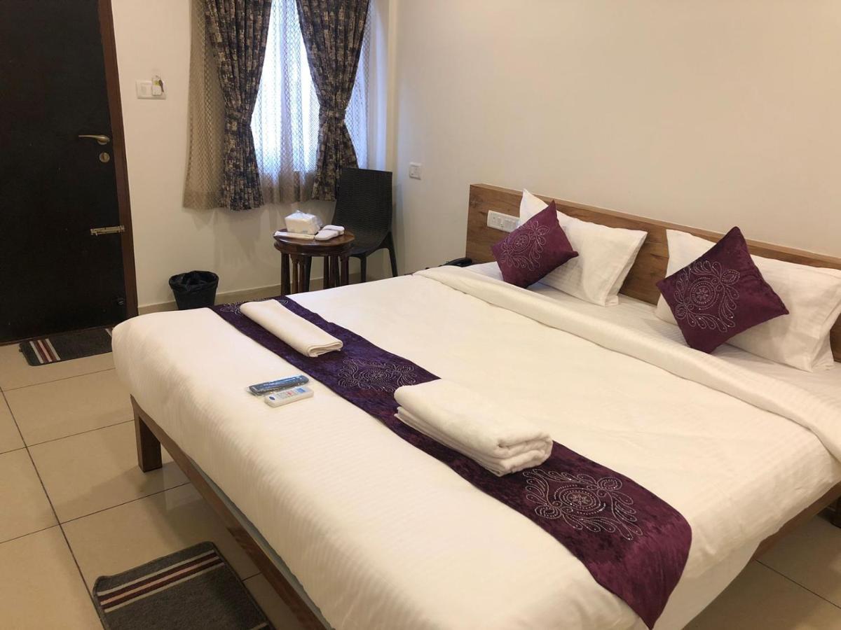 Bayappanhalli Hotel Amulya Regency מראה חיצוני תמונה